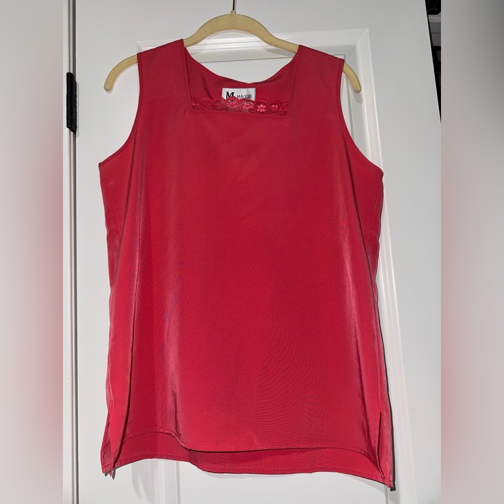 Vintage Maggie Sweet Coral Sleeveless Blouse with Lace 100%‎ Polyester Size S